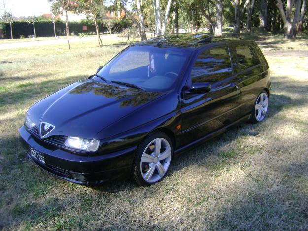 Alfa Romeo 145 Quadrifoglio